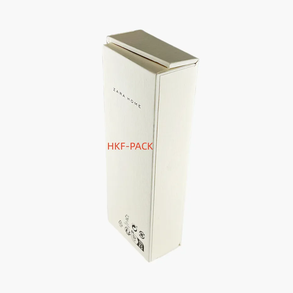 Hard pencil case
